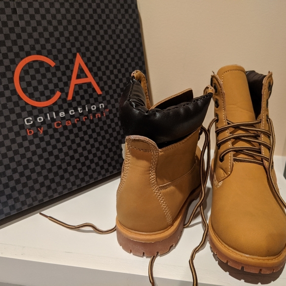 Collection by Carrini - Picture 2 of 2